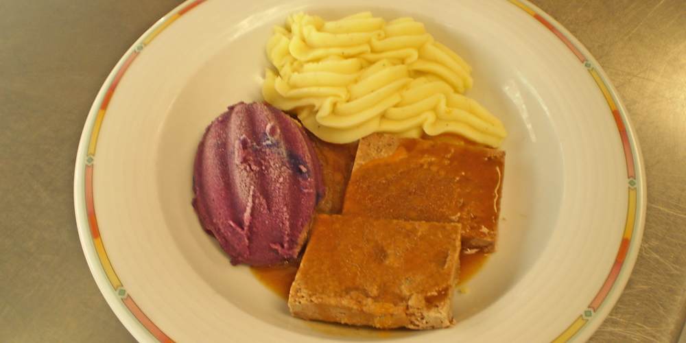 Appetitlich angerichtetes Smoothfood für die Bewohner.